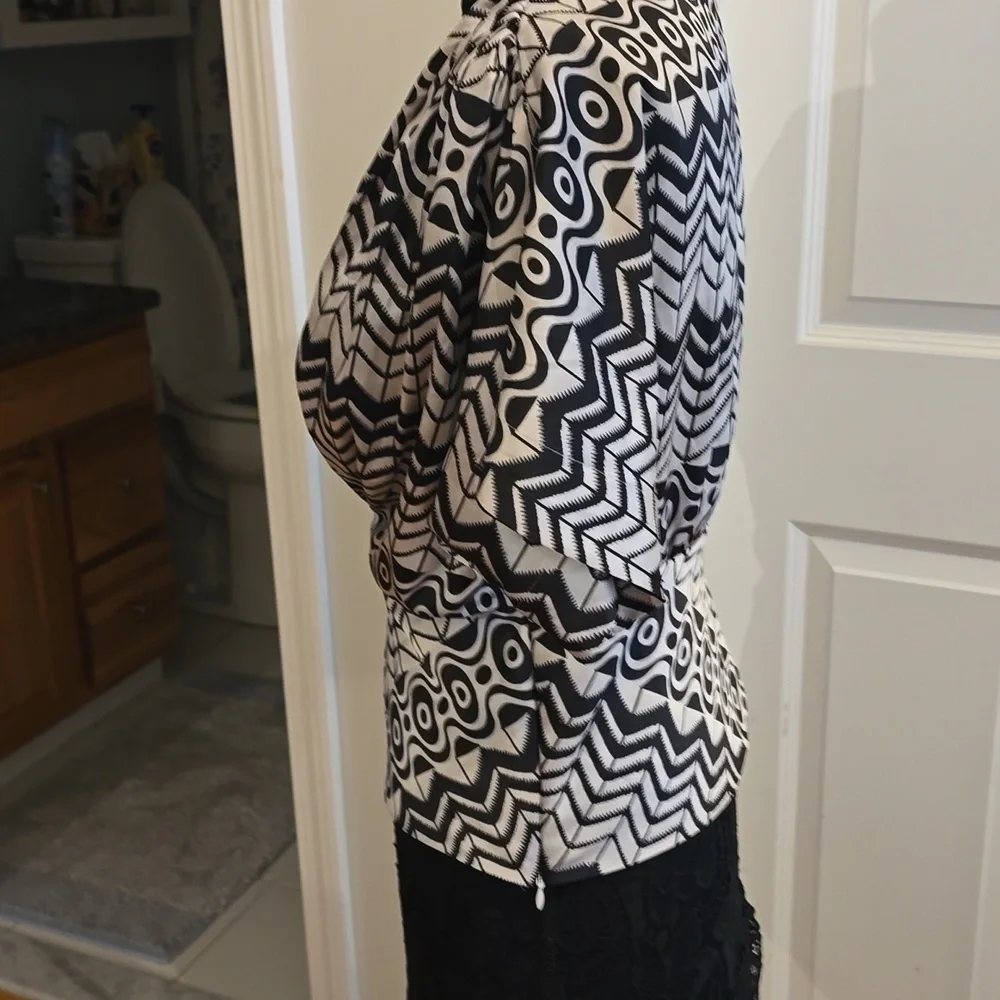 BLACK &WHITE Blouse by Cynthia Steffe - Picture 2 of 4